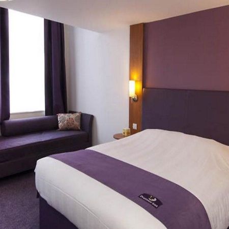 Premier Inn Stroud Stroud  Kültér fotó