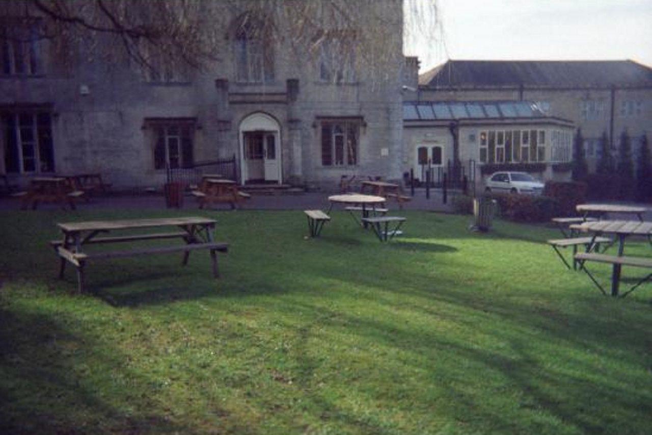 Premier Inn Stroud Stroud  Kültér fotó