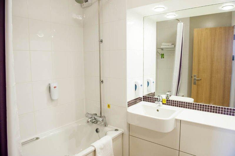 Premier Inn Stroud Stroud  Kültér fotó